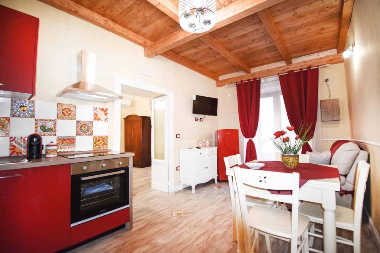 Luxury Apartment Via Genova Palermo Luaran gambar