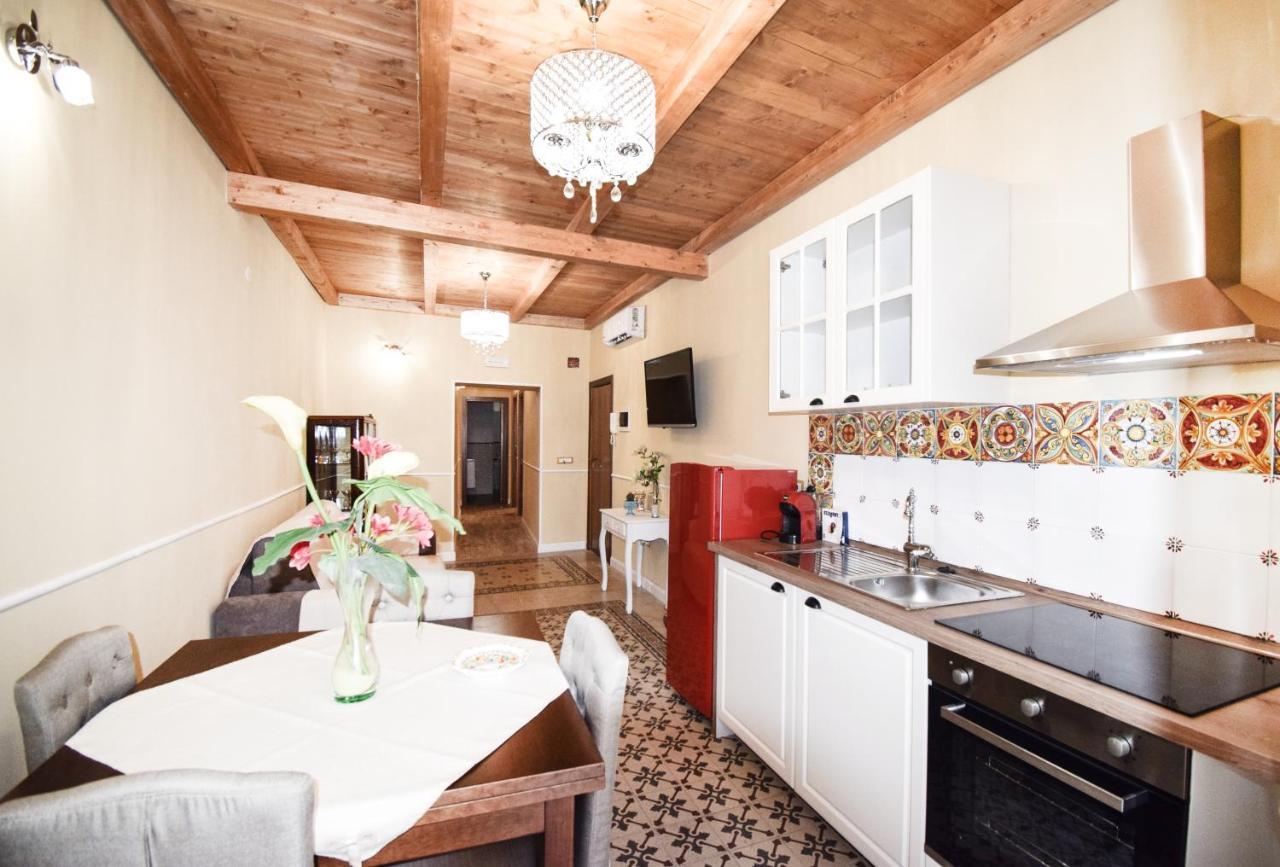 Luxury Apartment Via Genova Palermo Luaran gambar