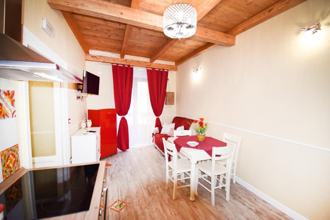 Luxury Apartment Via Genova Palermo Luaran gambar