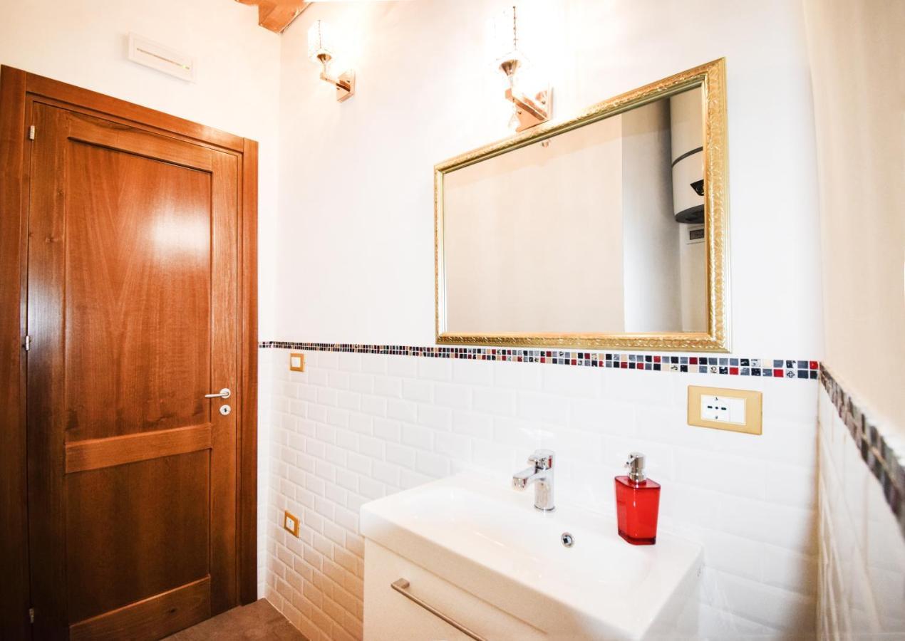 Luxury Apartment Via Genova Palermo Luaran gambar