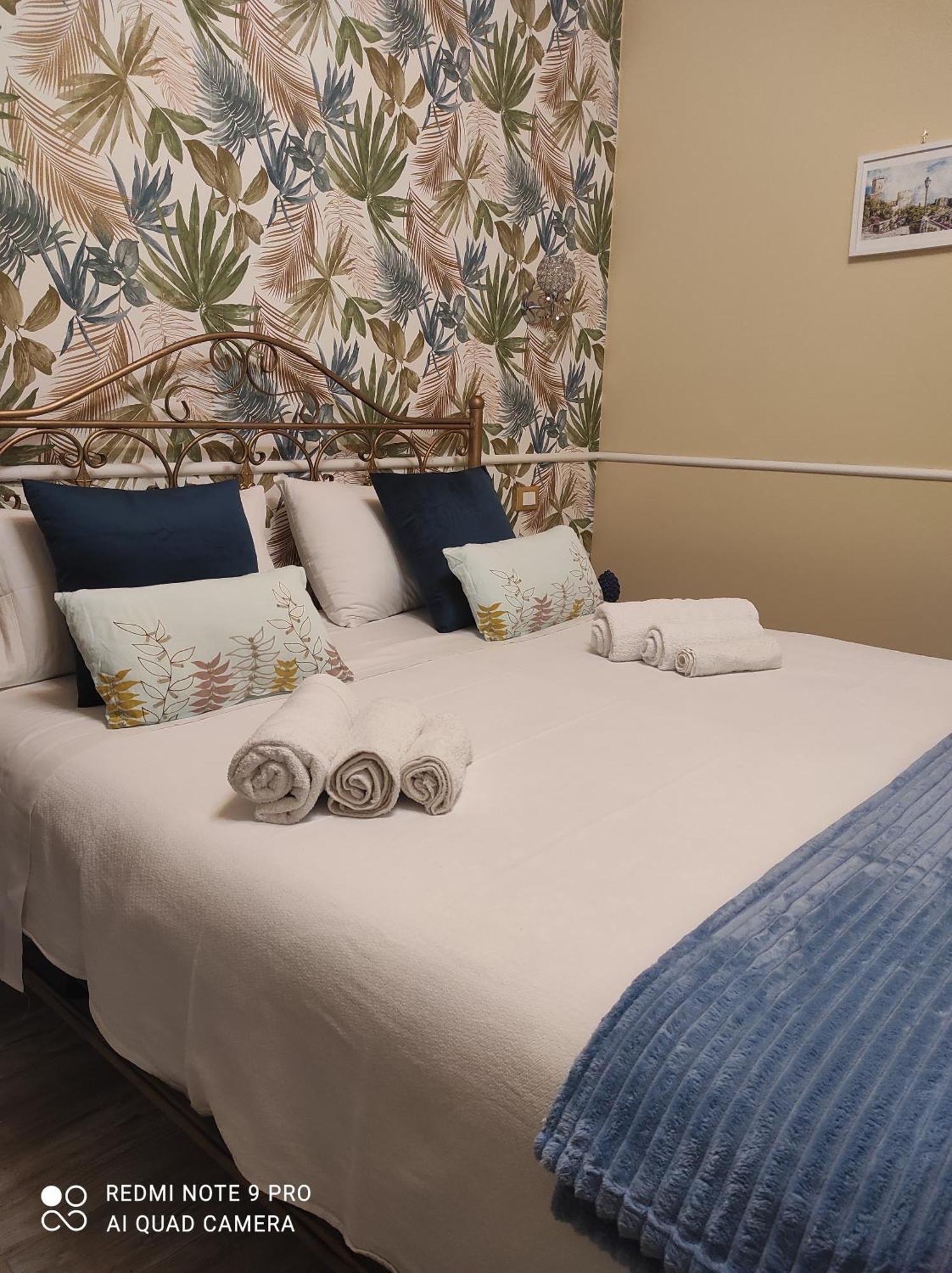 Luxury Apartment Via Genova Palermo Luaran gambar